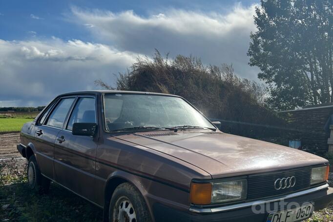 Audi 80 B2 Sedan 4-doors