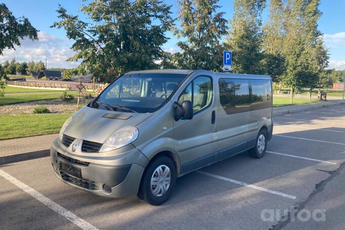 Renault Trafic 2 generation Minivan