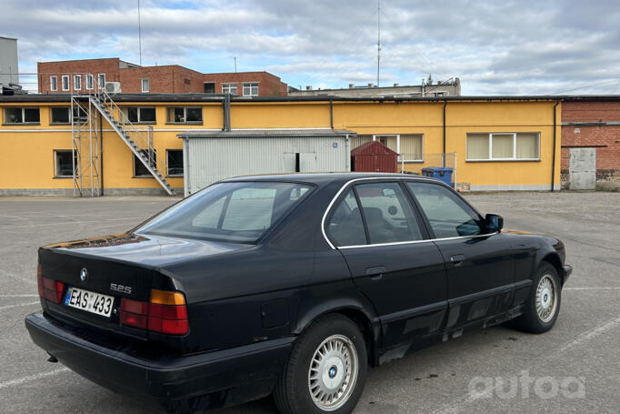 BMW 5 Series E34 Sedan