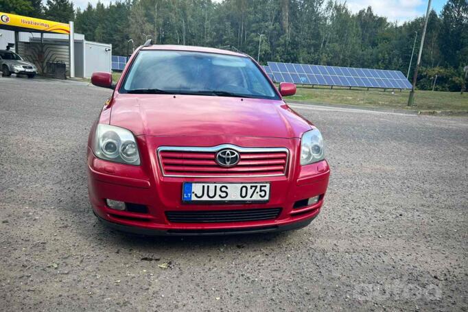 Toyota Avensis 2 generation wagon