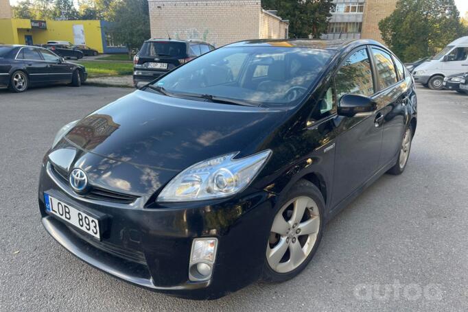 Toyota Prius 3 generation Hatchback 5-doors