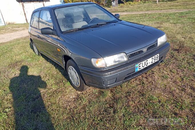 Nissan Sunny B13 Sedan