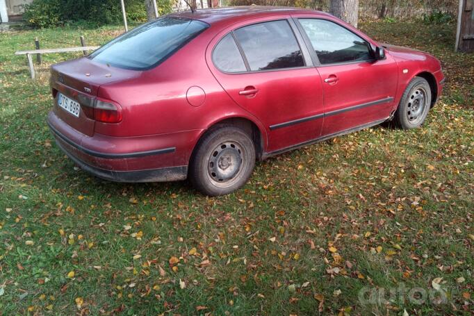 SEAT Toledo 2 generation Sedan