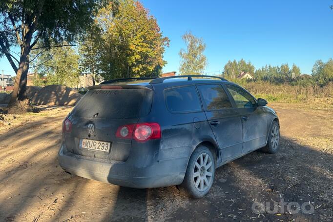 Volkswagen Passat B6 wagon 5-doors