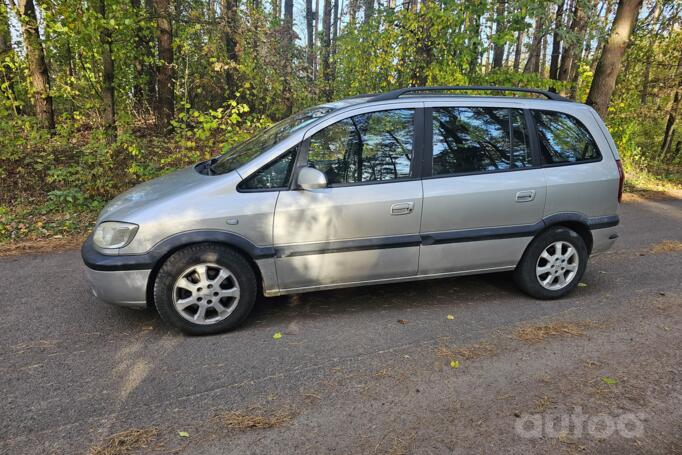 Opel Zafira A [restyling] Minivan 5-doors