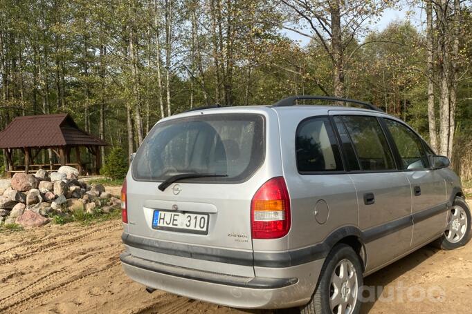 Opel Zafira A OPC minivan 5-doors