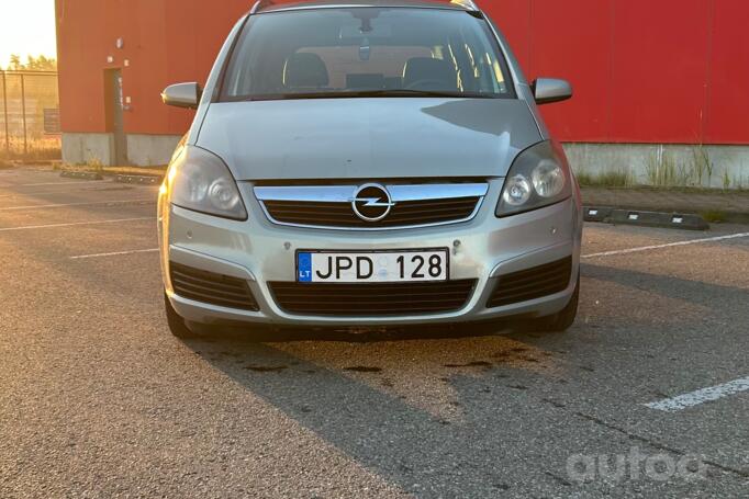 Opel Zafira B Minivan 5-doors