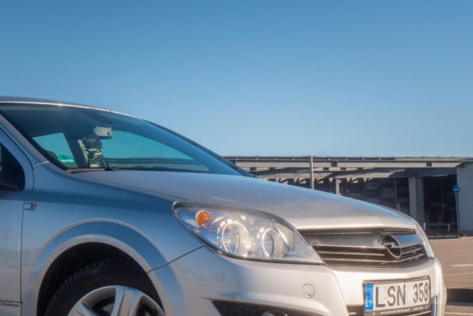 Opel Astra H [restyling]