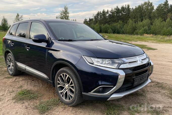 Mitsubishi Outlander 3 generation [2th restyling] Crossover