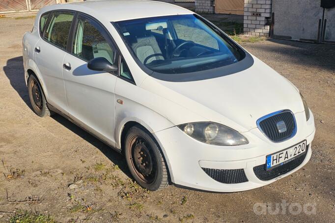 SEAT Toledo 3 generation Hatchback