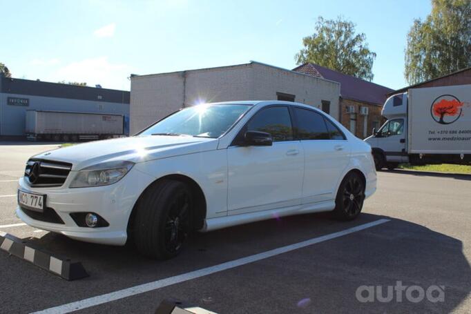 Mercedes-Benz C-Class W204/S204 Sedan