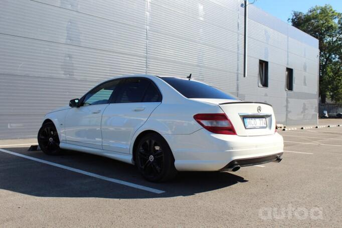 Mercedes-Benz C-Class W204/S204 Sedan