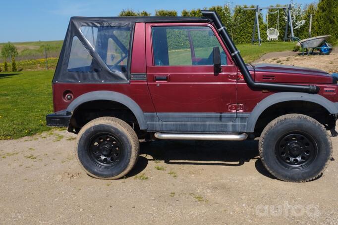 Suzuki Samurai SJ20