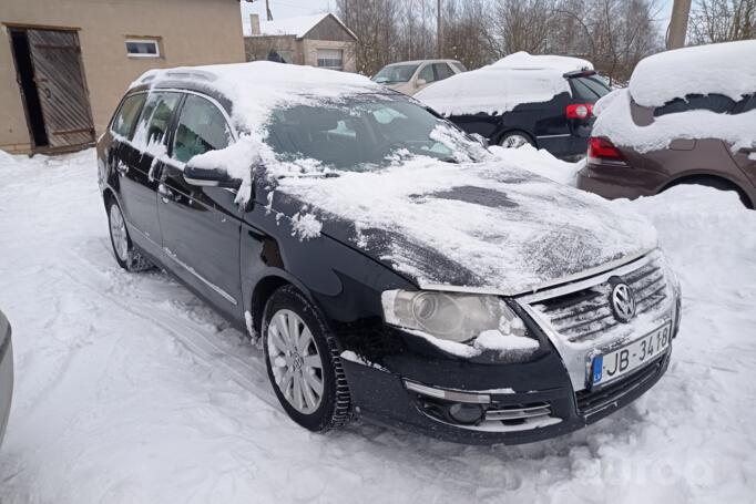 Volkswagen Passat B6 wagon 5-doors