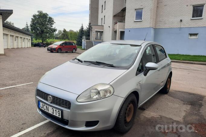 Fiat Punto 3 generation Grande Punto hatchback 5-doors