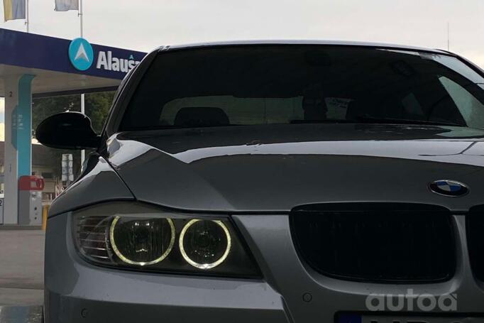 BMW 3 Series E90/E91/E92/E93 Sedan