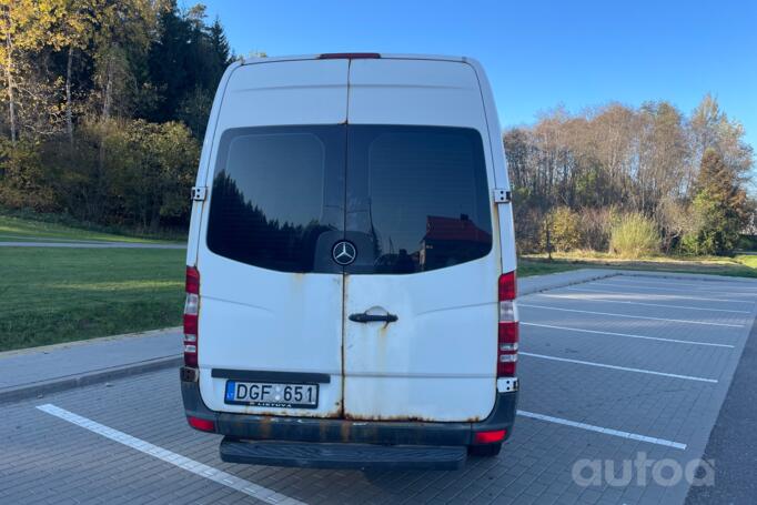 Mercedes-Benz Sprinter Second generation