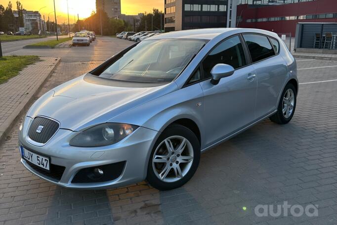 SEAT Leon 2 generation [restyling] Hatchback