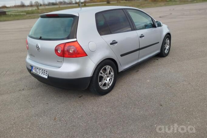 Volkswagen Golf 5 generation Hatchback 5-doors