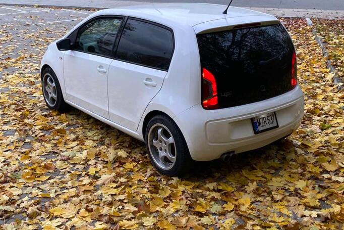 Volkswagen up! 1 generation