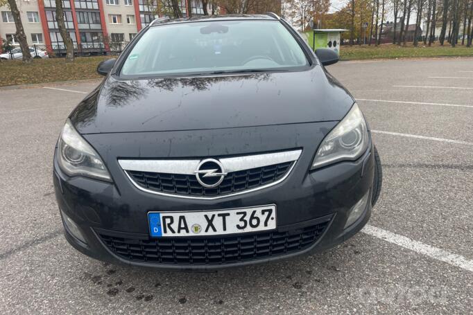 Opel Astra J [restyling] Sports Tourer wagon 5-doors