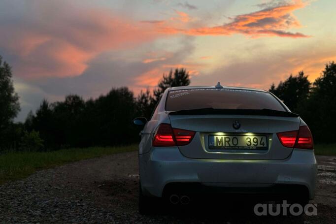 BMW 3 Series E90/E91/E92/E93 Sedan