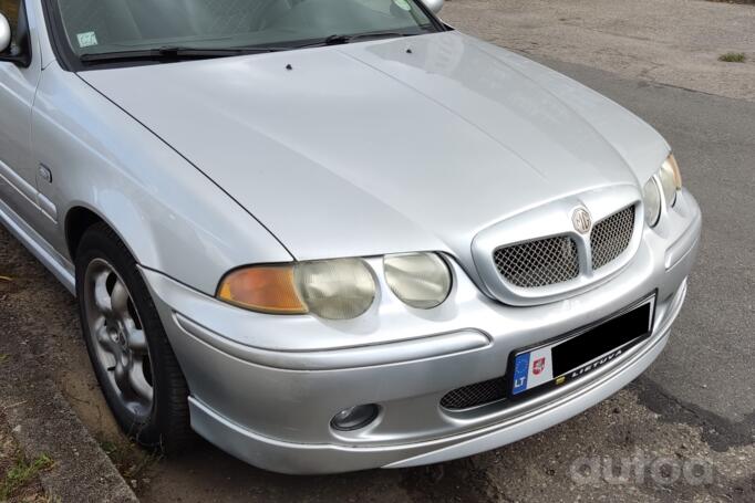 MG ZS 1 generation Sedan