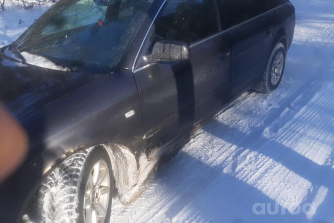 Audi A6 4B/C5 wagon 5-doors
