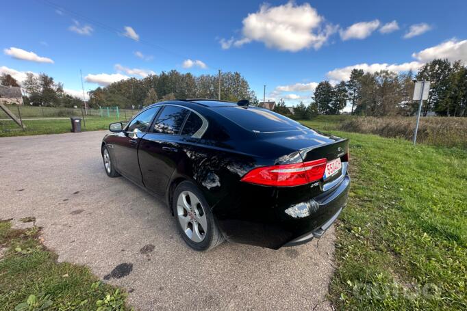 Jaguar XE 1 generation