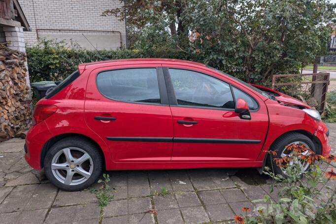 Peugeot 207 1 generation Hatchback 5-doors