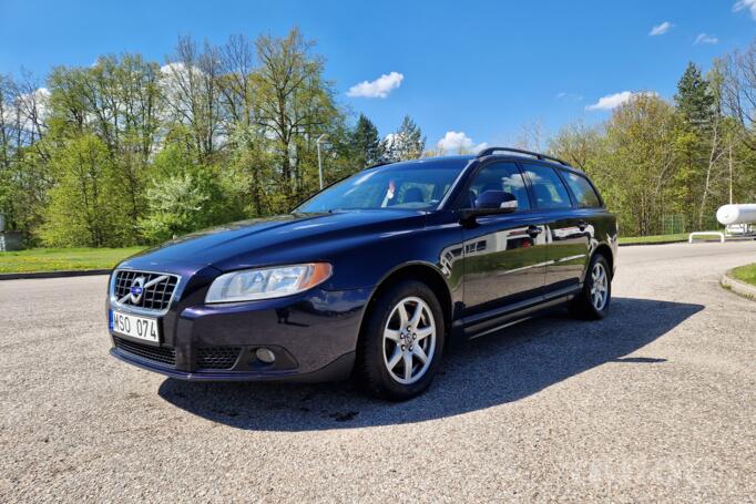 Volvo V70 3 generation wagon