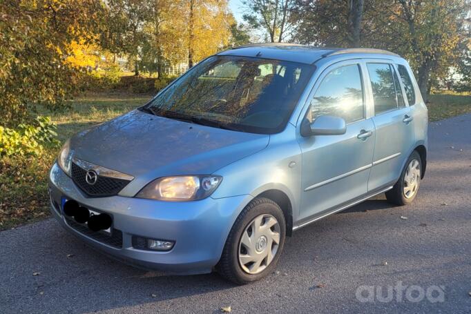 Mazda 2 DY Hatchback