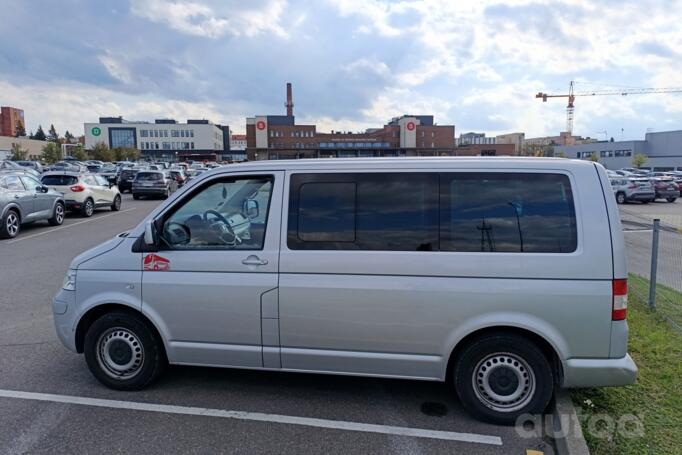 Volkswagen Multivan T5 Minivan