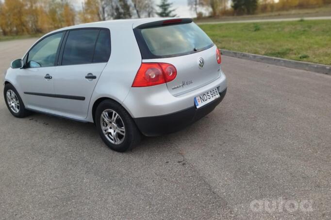 Volkswagen Golf 5 generation Hatchback 5-doors