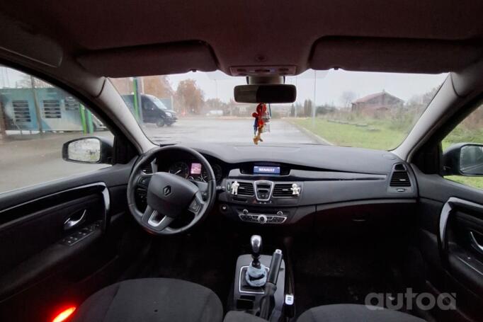 Renault Laguna 3 generation Liftback