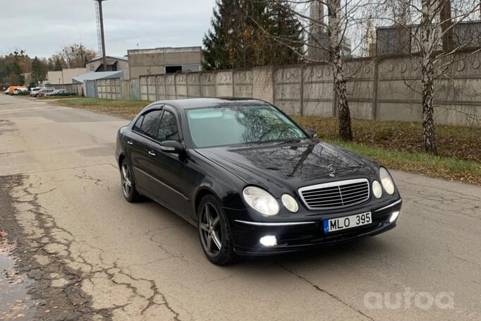 Mercedes-Benz E-Class W211 Sedan