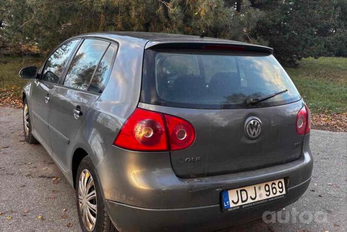 Volkswagen Golf 5 generation Hatchback 5-doors