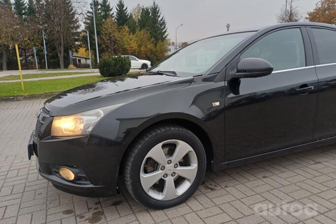 Chevrolet Cruze J300 Sedan