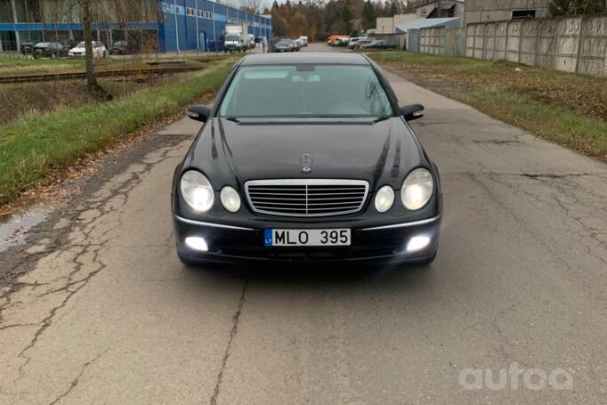 Mercedes-Benz E-Class W211 Sedan