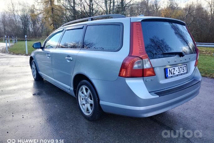 Volvo V70 3 generation wagon