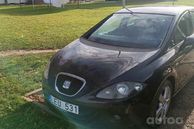 SEAT Leon 2 generation Hatchback 5-doors