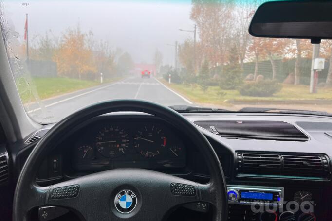 BMW 5 Series E34 Sedan