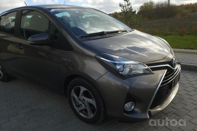 Toyota Yaris 3 generation [restyling]