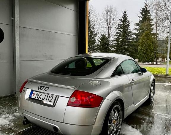 Audi TT 8N Coupe