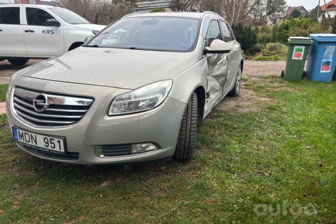 Opel Insignia A Sports Tourer wagon 5-doors