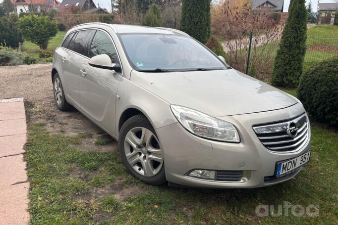 Opel Insignia A Sports Tourer wagon 5-doors