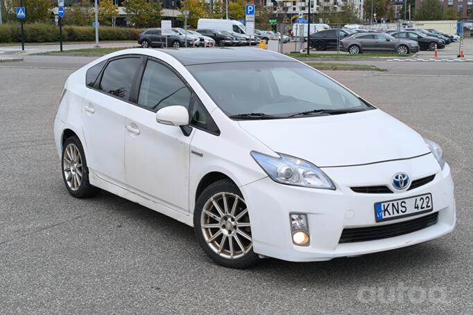 Toyota Prius 3 generation Hatchback 5-doors