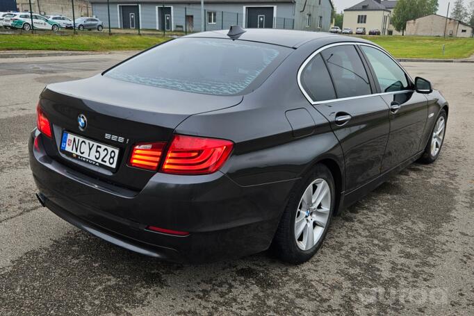 BMW 5 Series F07/F10/F11 Sedan