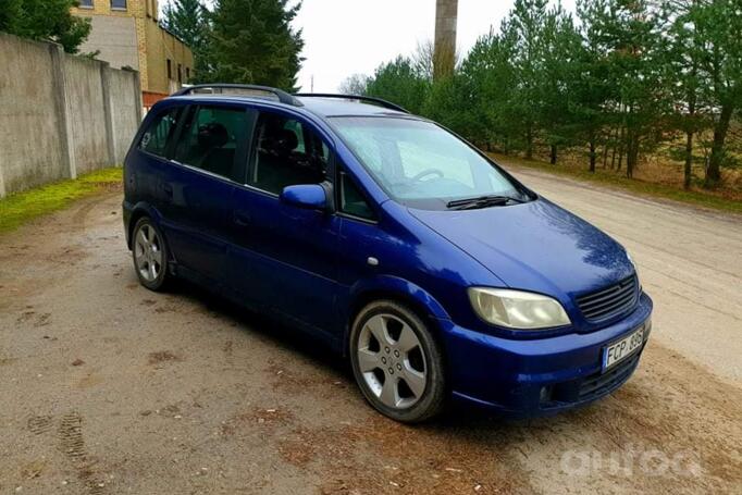 Opel Zafira OPC A [restyling]