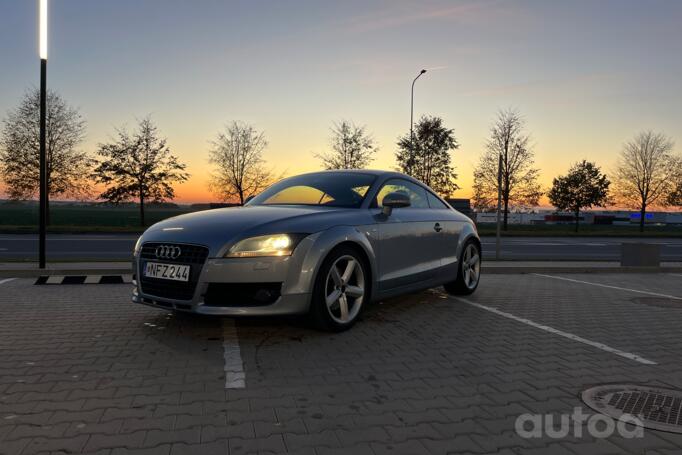 Audi TT 8J Coupe